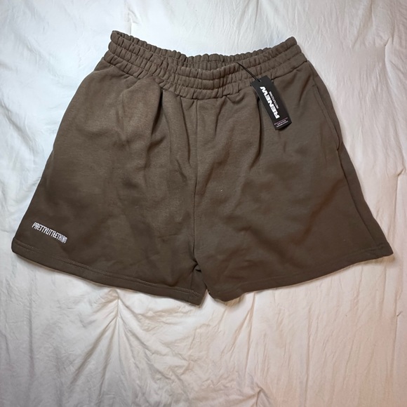 Pretty Little Thing Sweat Pocket Shorts - Picture 1 of 4